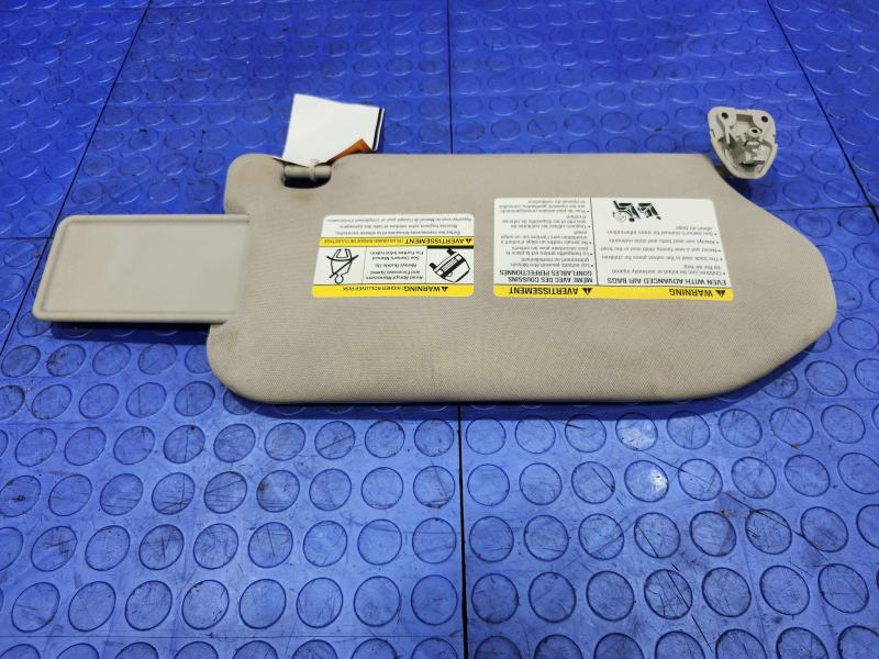 2013 Nissan Pathfinder Sun Visor