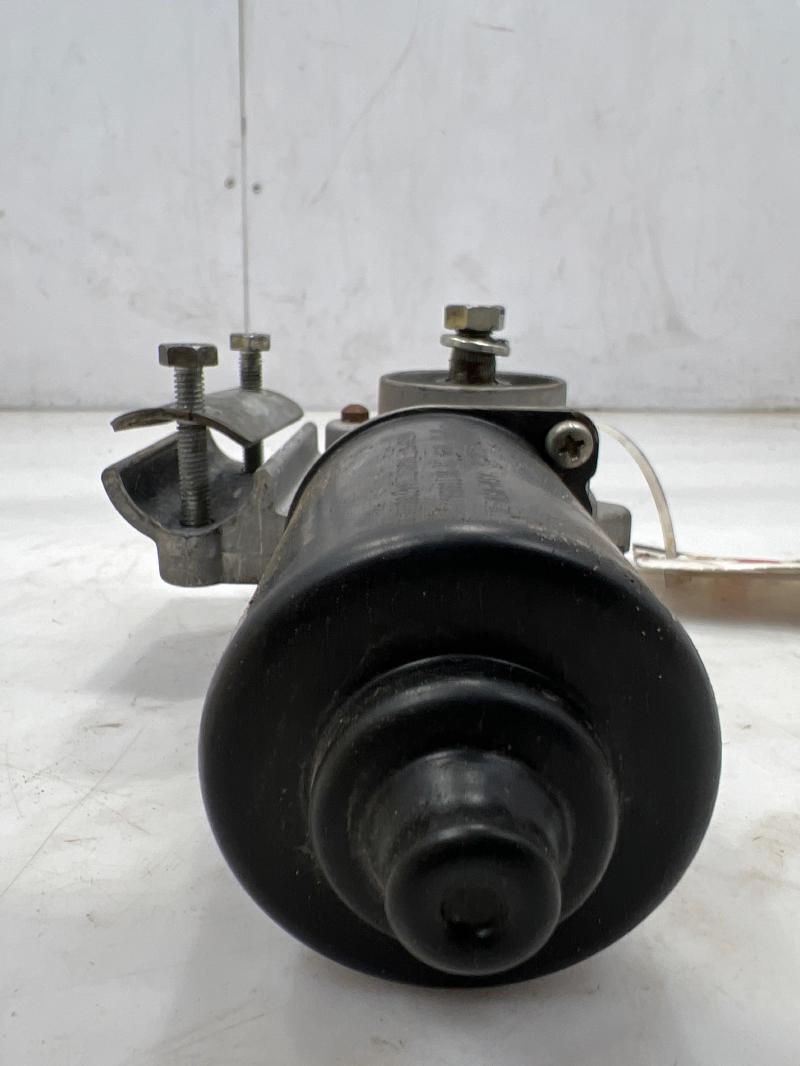 2010 GMC Terrain Wiper Motor Front