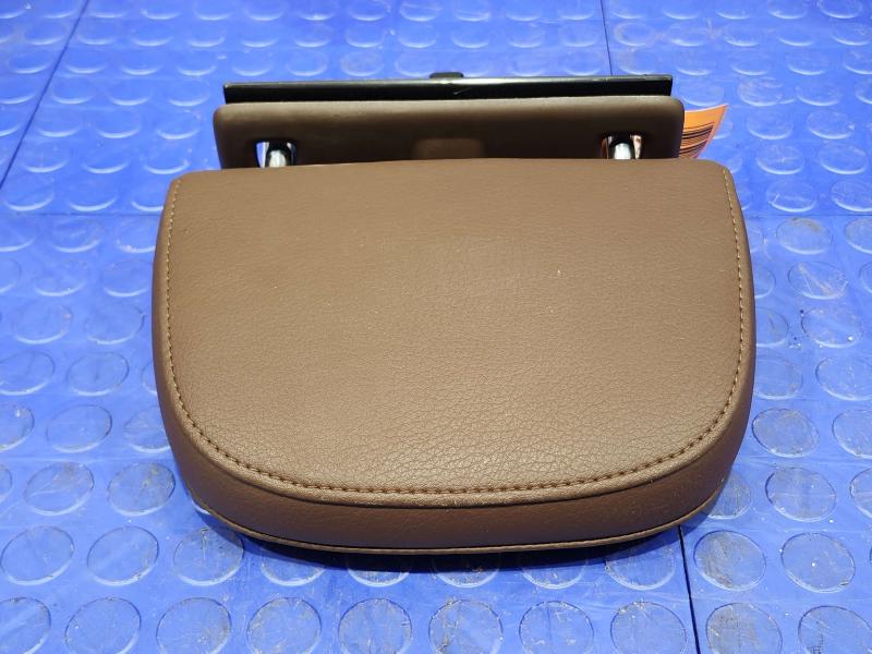 2018 Audi Q7 Headrest
