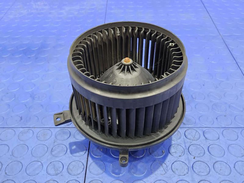 2017 Dodge Grand Caravan Blower Motor