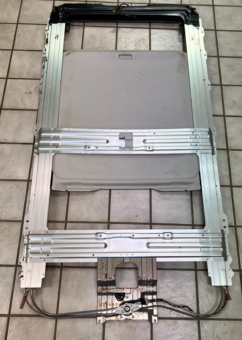 2009 Subaru Forester Roof Glass (Glass Only)