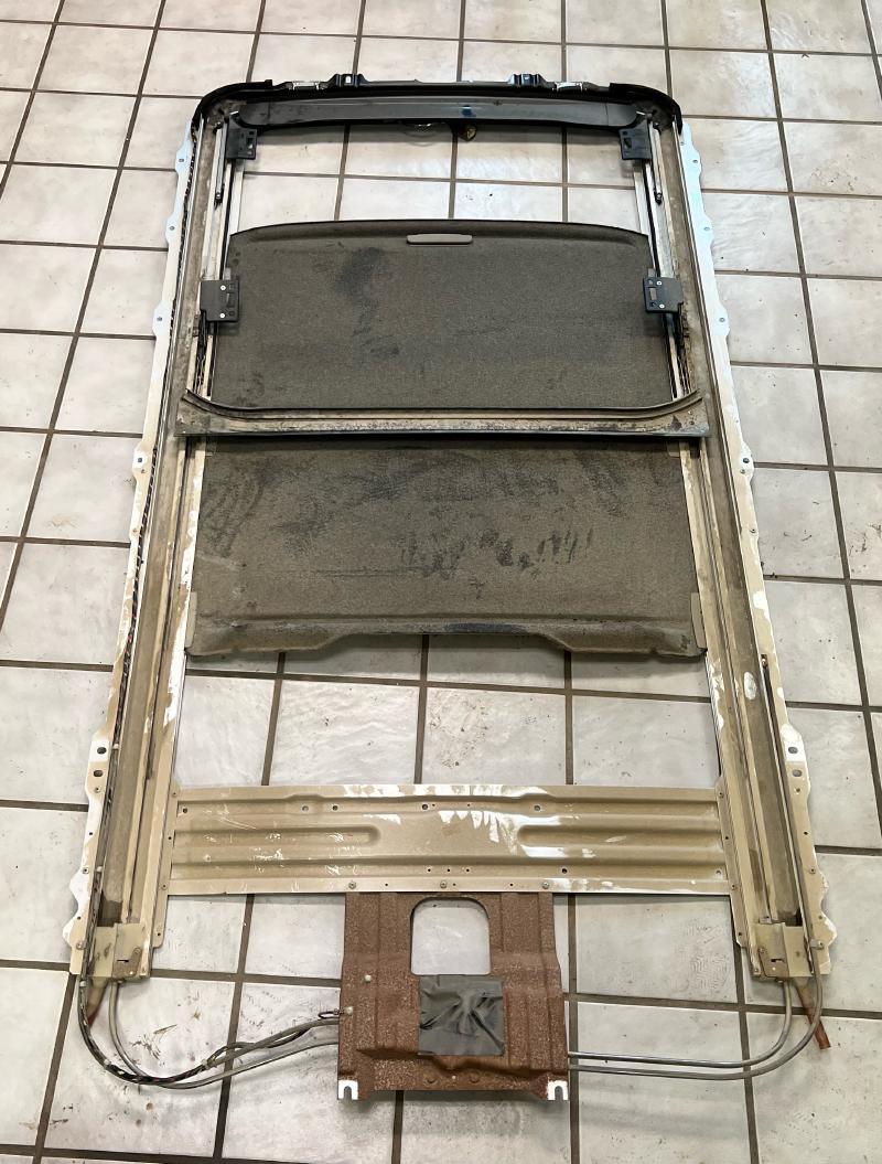2009 Subaru Forester Roof Glass (Glass Only)