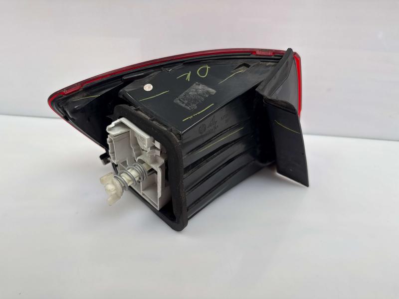 2016 Volkswagen Jetta Tail Light Assembly