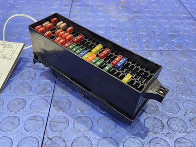 2020 Volkswagen Passat Cabin Fuse Box