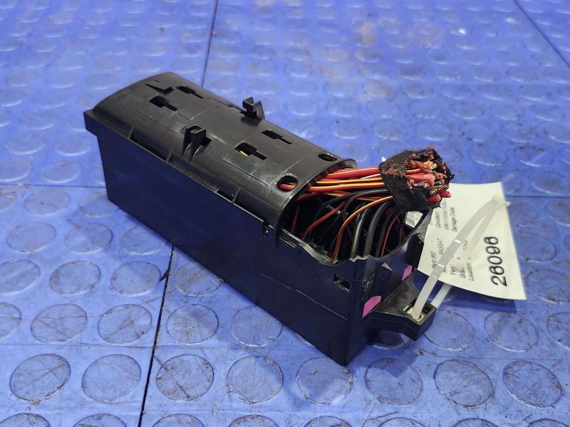 2020 Volkswagen Passat Cabin Fuse Box