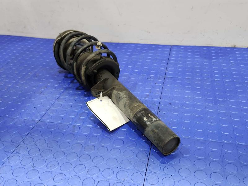 2008 BMW 128i Strut Assembly