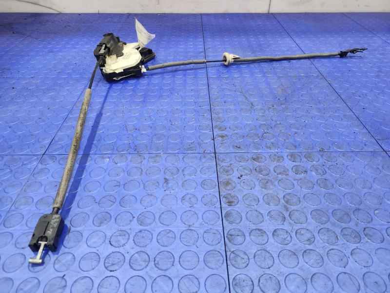 2015 Volkswagen Golf Front Door Latch