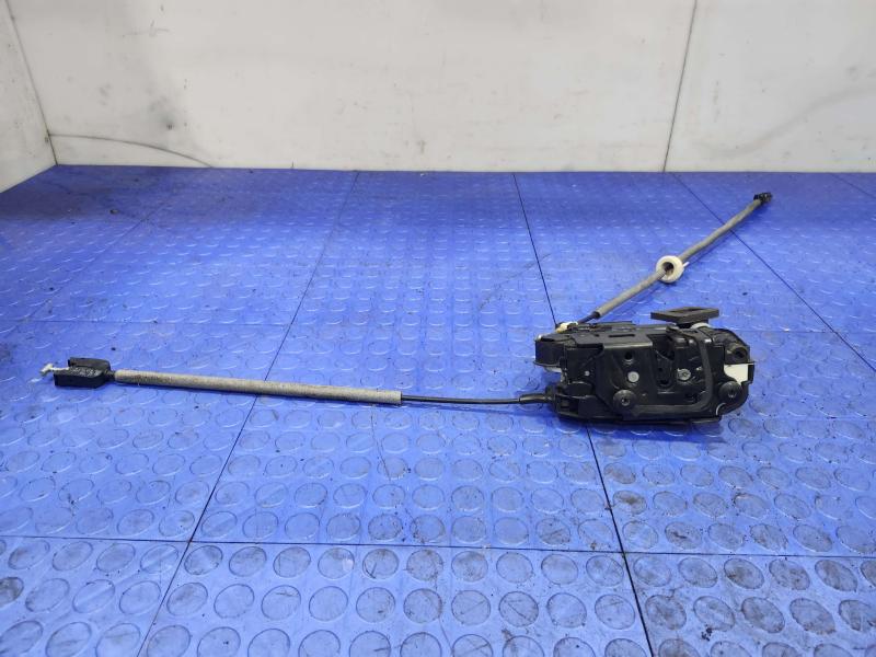 2015 Volkswagen Golf Front Door Latch
