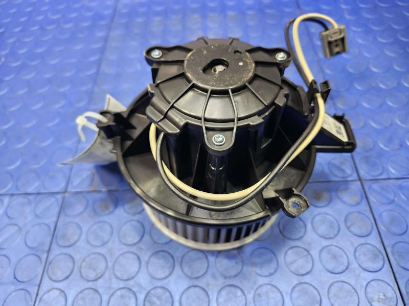 2018-2020 Buick Regal Heater AC Blower Motor Assembly Genuine OEM 39027941