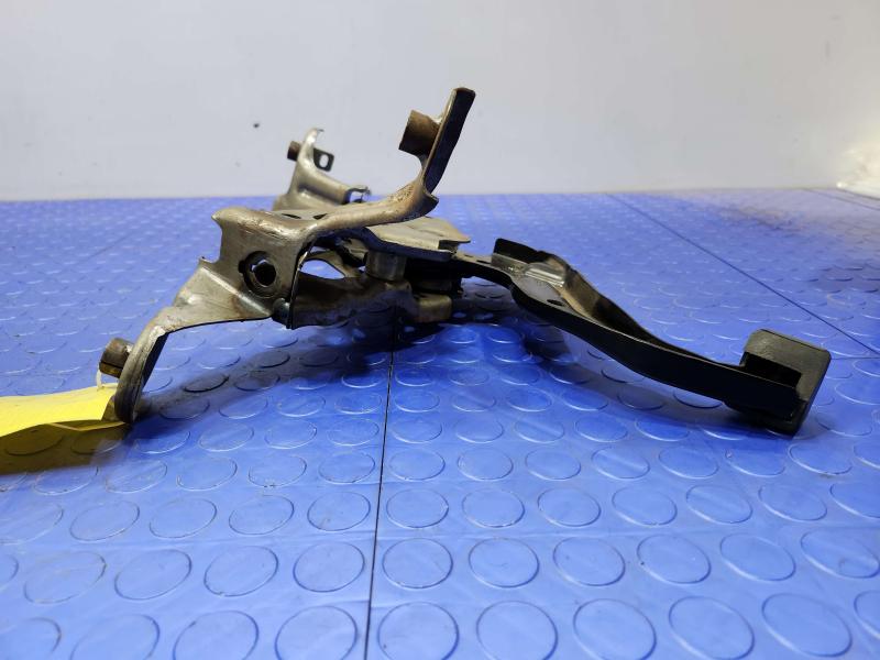2014-2020 Infiniti QX60 Parking Brake Control Lever Pedal Assembly OEM 36010-3KA0A