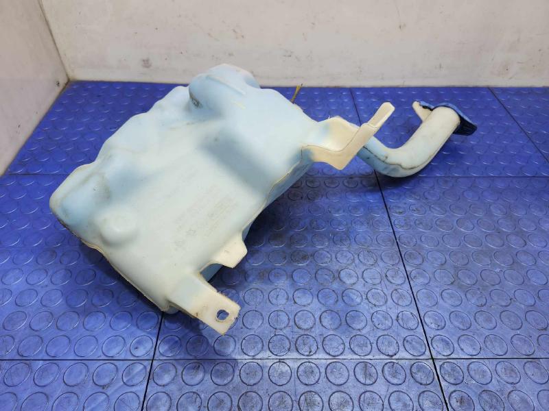 2014 Ford Fusion Washer Bottle