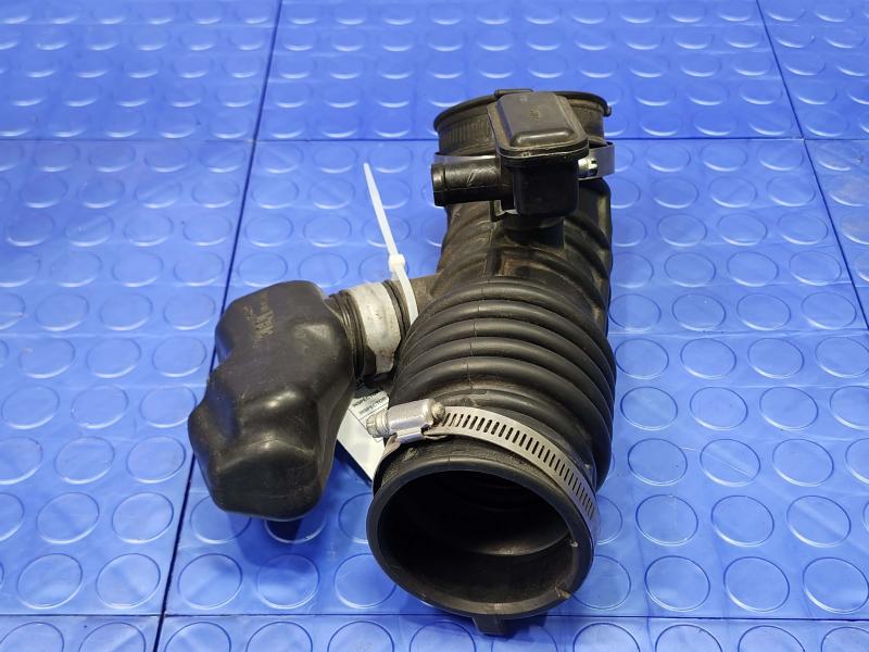 2013 Infiniti FX35 Air Intake Tube/Resonator