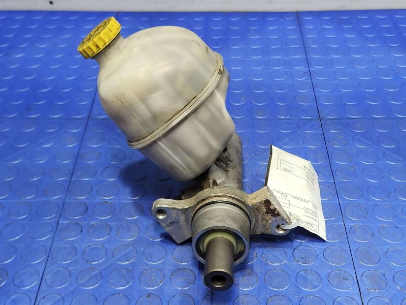 2002 Dodge Ram 1500 Master Cylinder