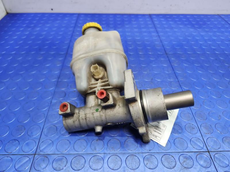2002 Dodge Ram 1500 Master Cylinder