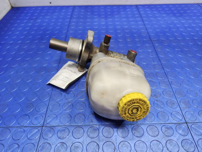 2002 Dodge Ram 1500 Master Cylinder