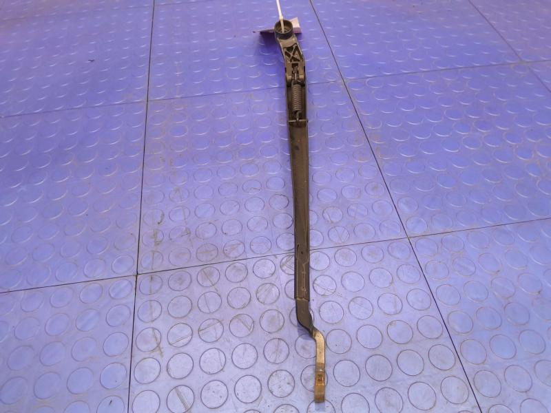 2011 Toyota Prius Wiper Arm