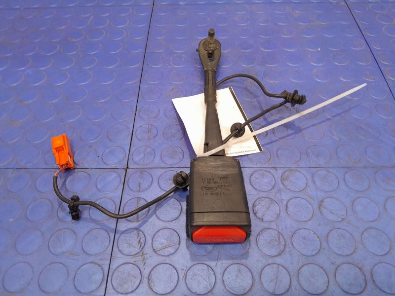 2018 Jaguar XE Front Seat Belt