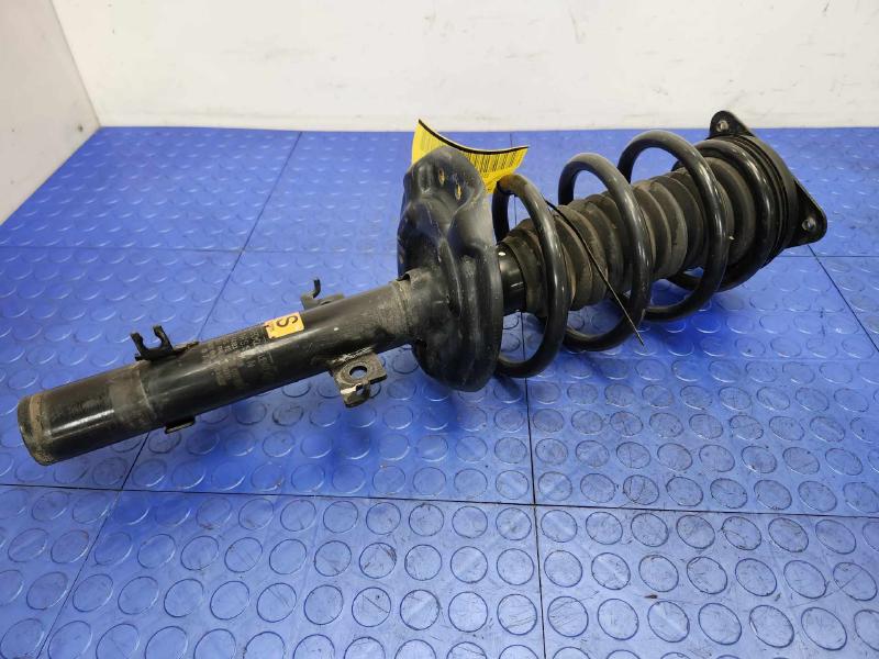 2016 Nissan Rogue Strut Assembly