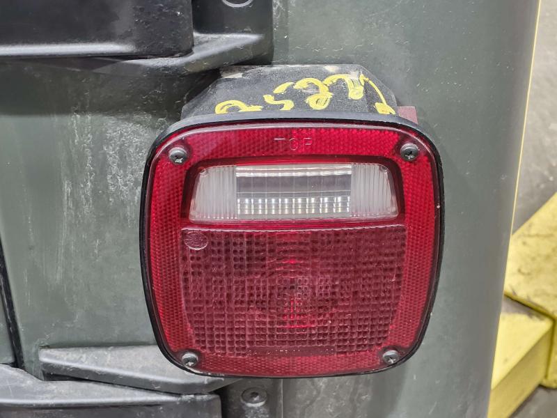 2003 Jeep Wrangler Tail Light Assembly