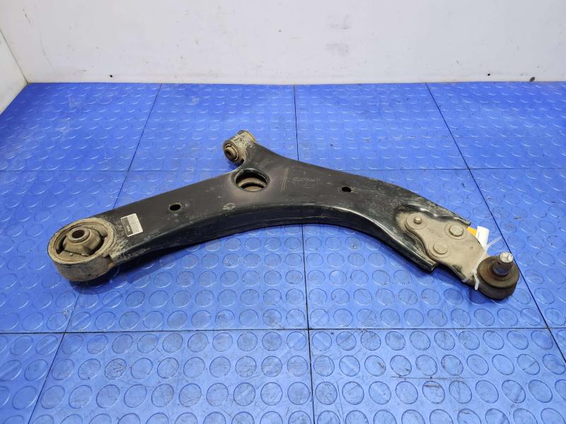 2016 Kia Sedona Lower Control Arm Front