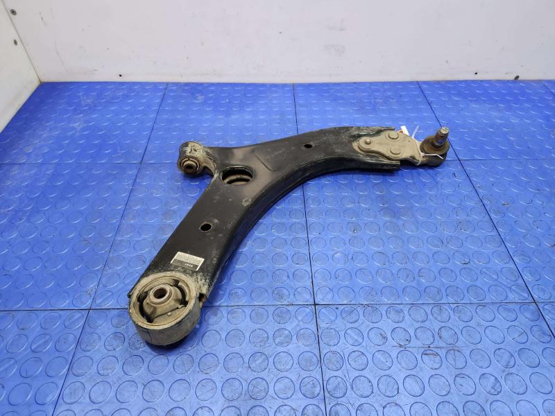 2016 Kia Sedona Lower Control Arm Front