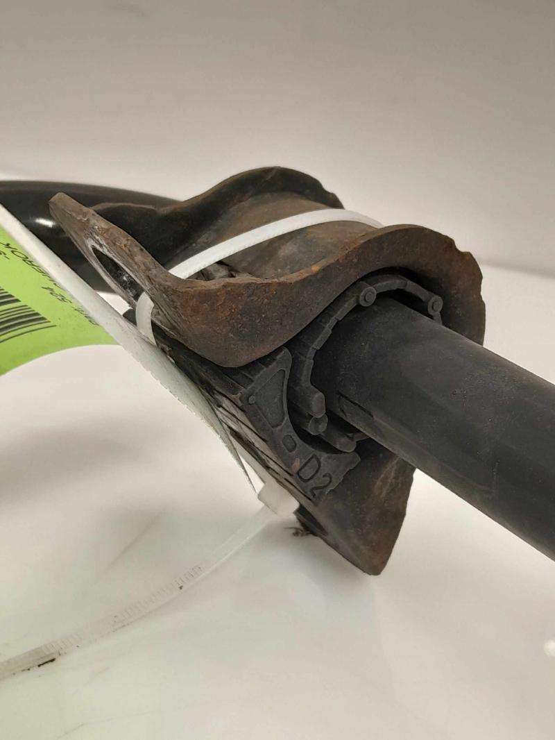 2014 - 2018 Jeep Cherokee Rear Stabilizer Bar Swaybar OEM 68157895AE