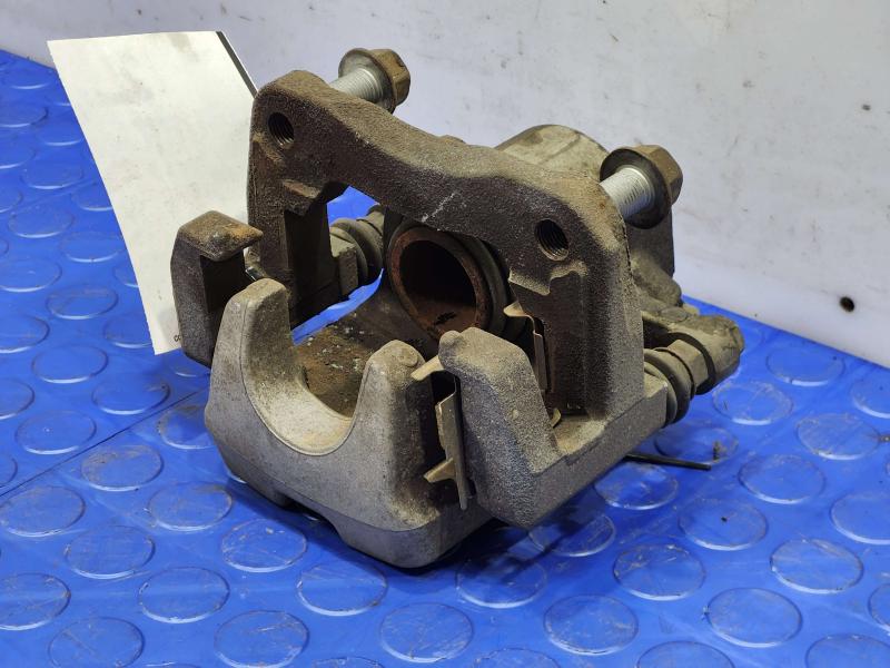 2014 Toyota RAV4 Caliper