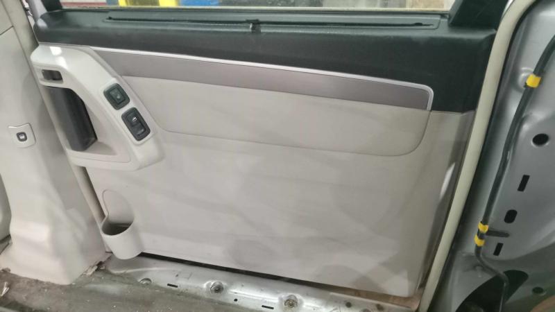 2009 Volkswagen Routan Rear Door Trim Panel
