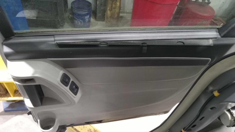 2009 Volkswagen Routan Rear Door Trim Panel