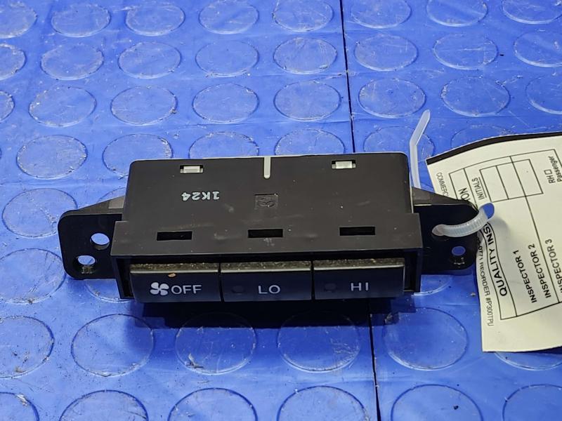 2012 Mazda Mazda5 Heater A/C Control