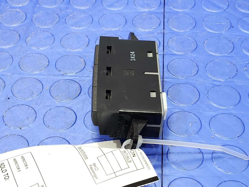 2012 Mazda Mazda5 Heater A/C Control