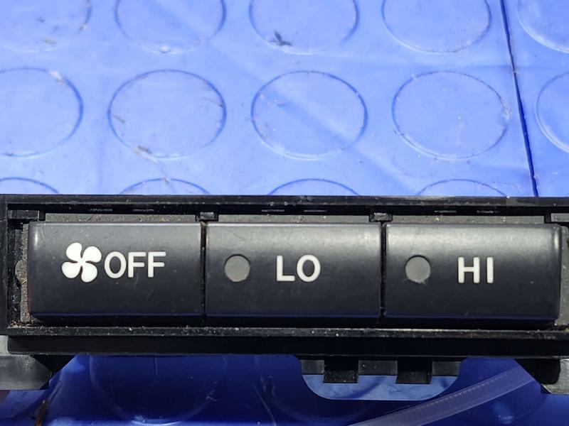 2012 Mazda Mazda5 Heater A/C Control