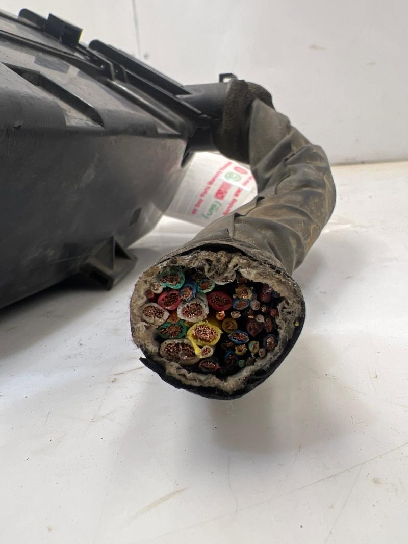 2009 - 2014 Acura TSX Fusebox Engine Compartment 2.4L Auto Trans Sedan OEM 32120TL2A12