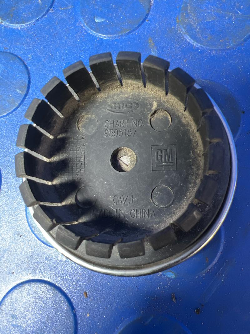 2012 Buick LaCrosse Center Cap