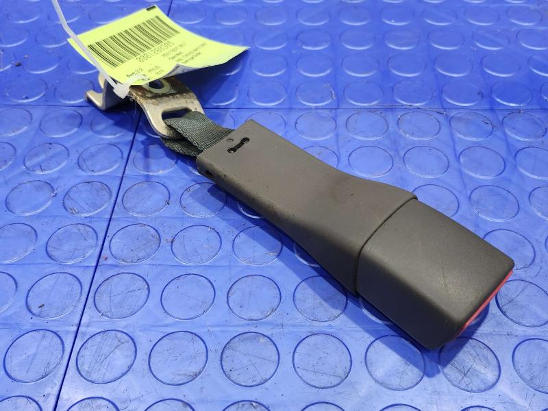 2010 Toyota Prius Rear Seat Belt