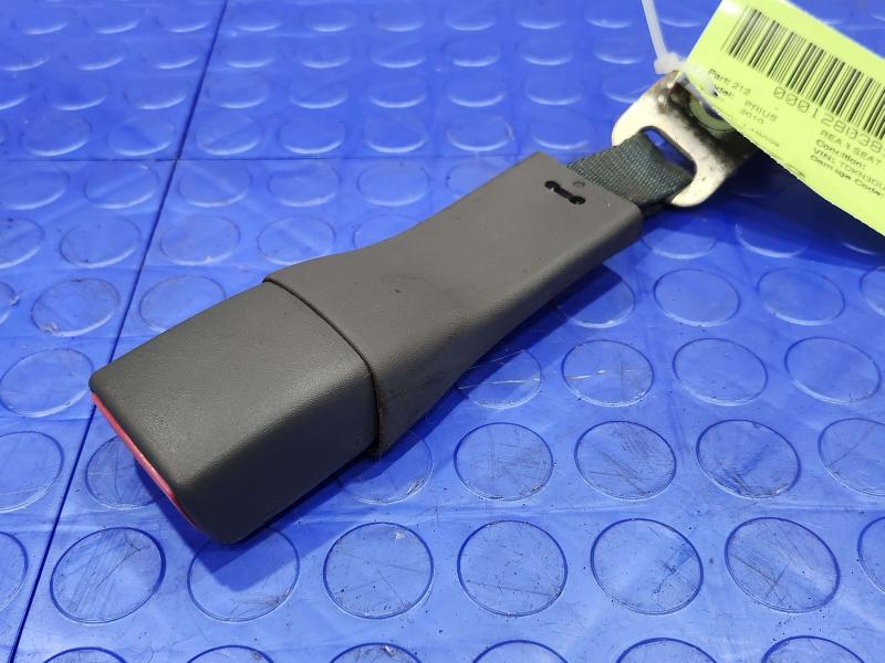 2010 Toyota Prius Rear Seat Belt