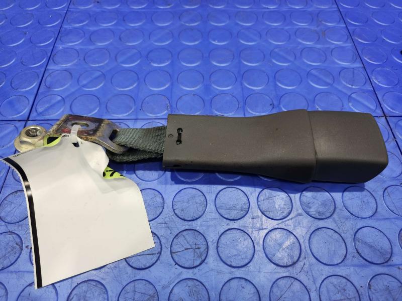 2010 Toyota Prius Rear Seat Belt