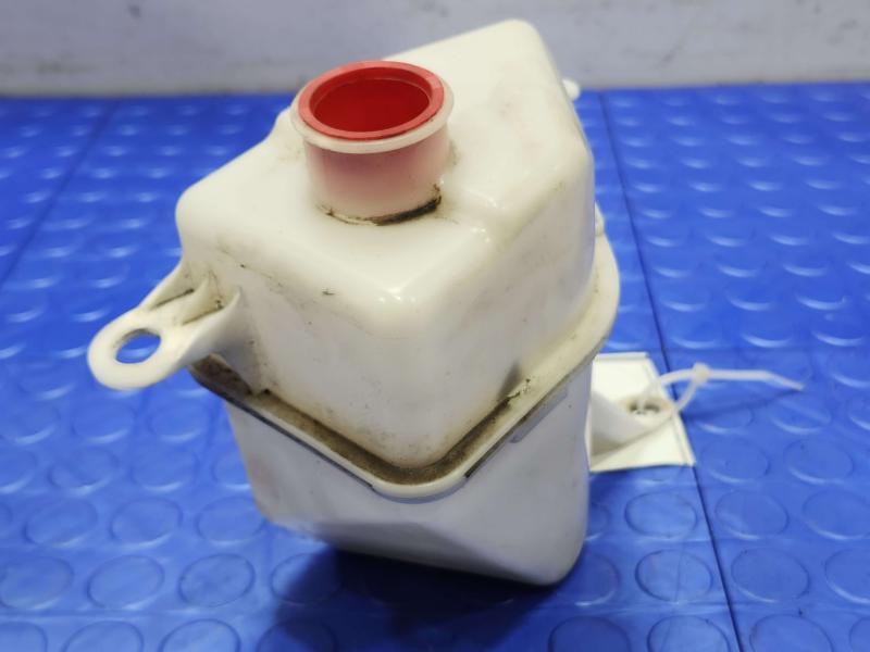 2019 Toyota Camry Coolant Recovery Bottle