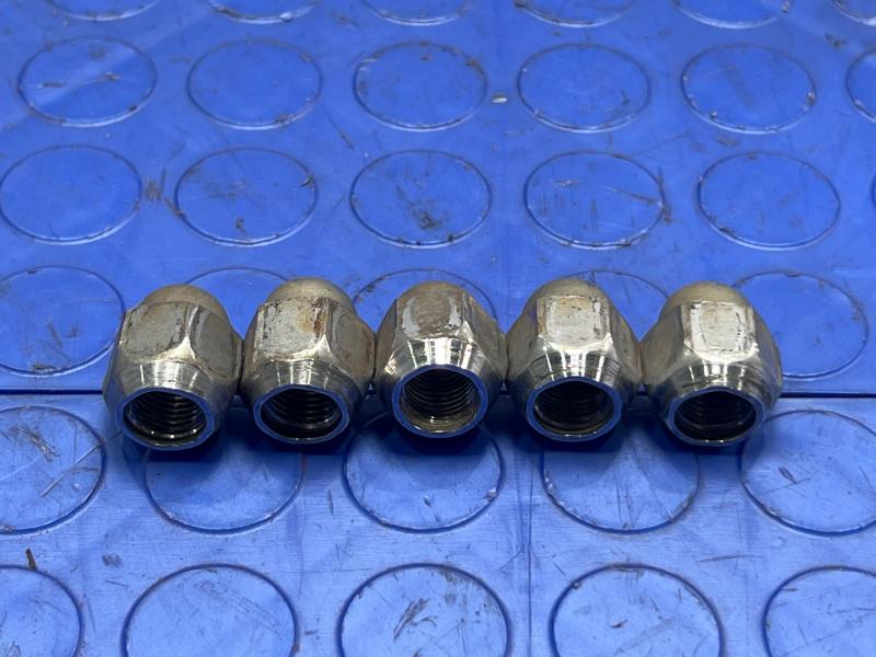 2017 Subaru Legacy Lug Nuts