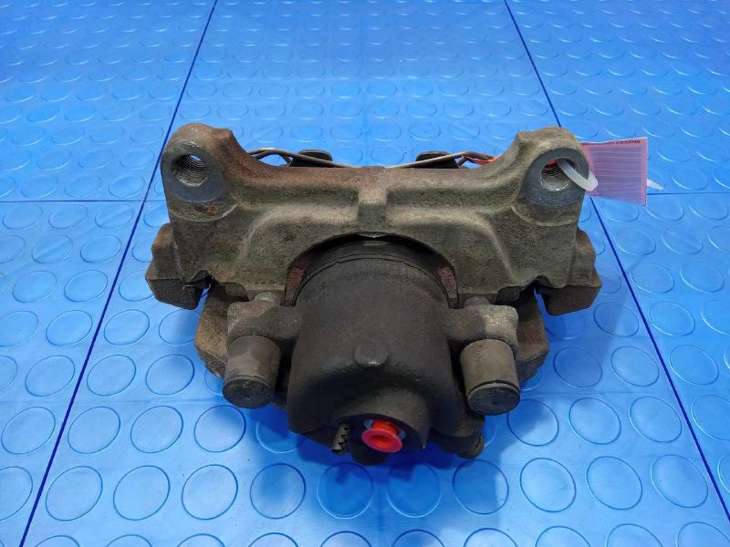 2006 Volkswagen Passat Caliper