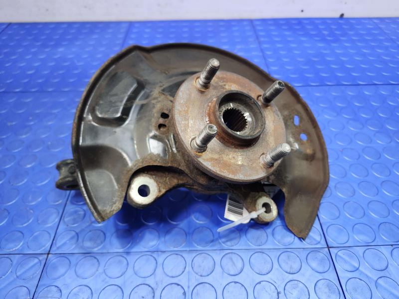 2015 Toyota Prius Spindle Knuckle Front