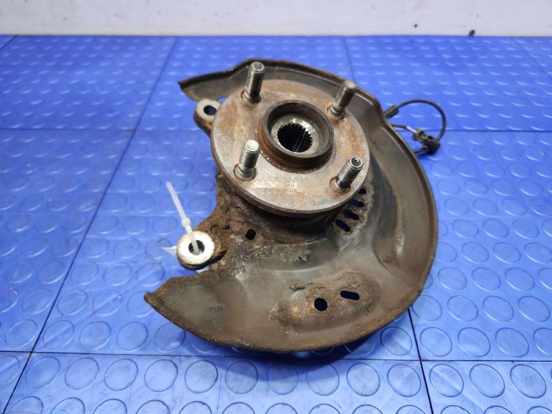 2015 Toyota Prius Spindle Knuckle Front