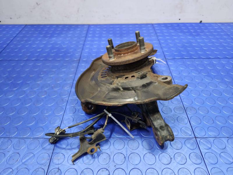 2015 Toyota Prius Spindle Knuckle Front