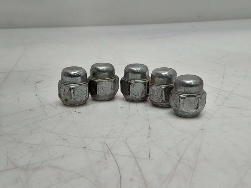 2016 Nissan Murano Lug Nuts