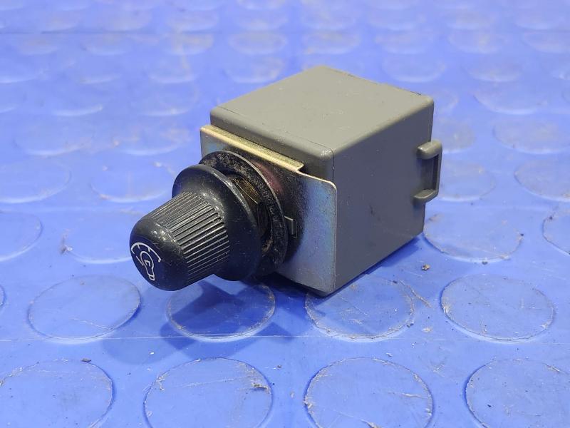 1988-1993 Isuzu NPR Dash Light Dimmer Rheostat Switch OEM Genuine Control