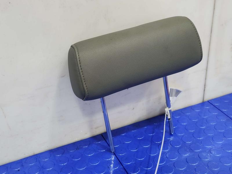 2017 Chevrolet Silverado 2500 Headrest