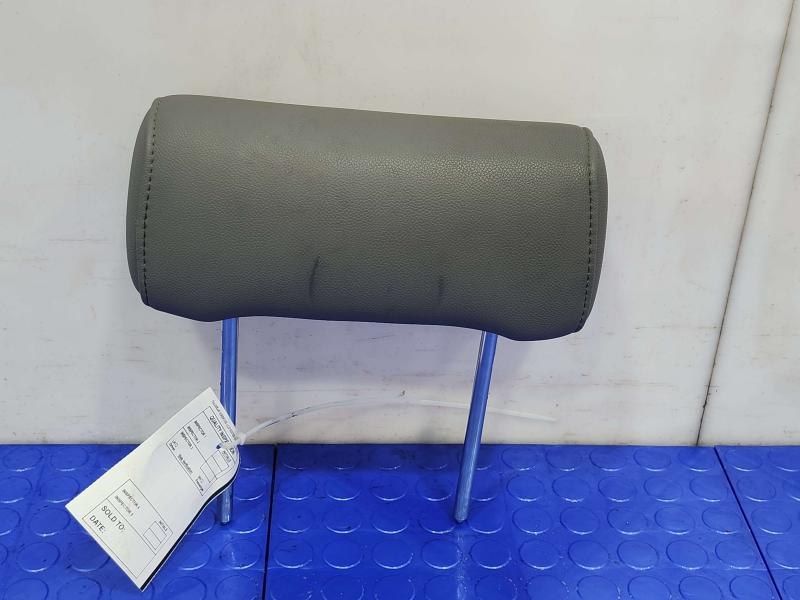 2017 Chevrolet Silverado 2500 Headrest