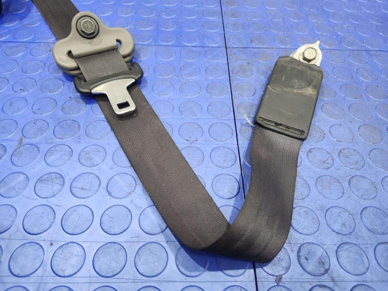 2011 Honda Pilot Front Seat Belt