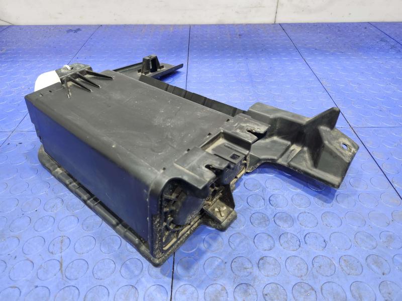 2014 Ford Explorer Evaporator Canister