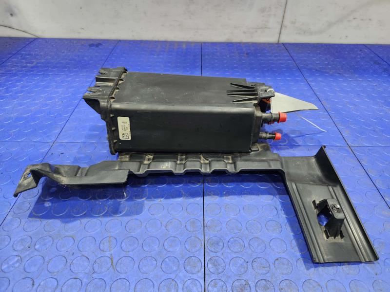 2014 Ford Explorer Evaporator Canister